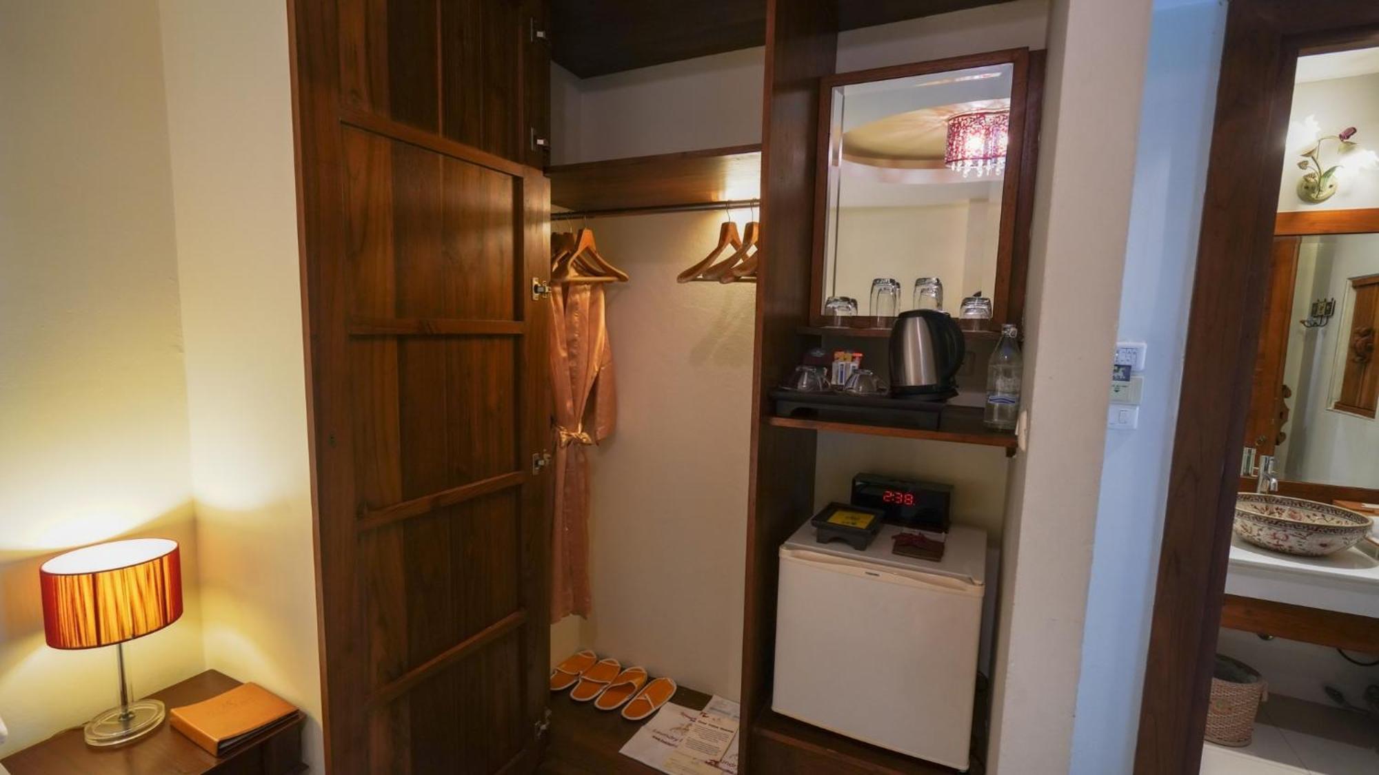 Kodchasri Thani Hotel Chiangmai - SHA Extra Plus Chiang Mai Esterno foto