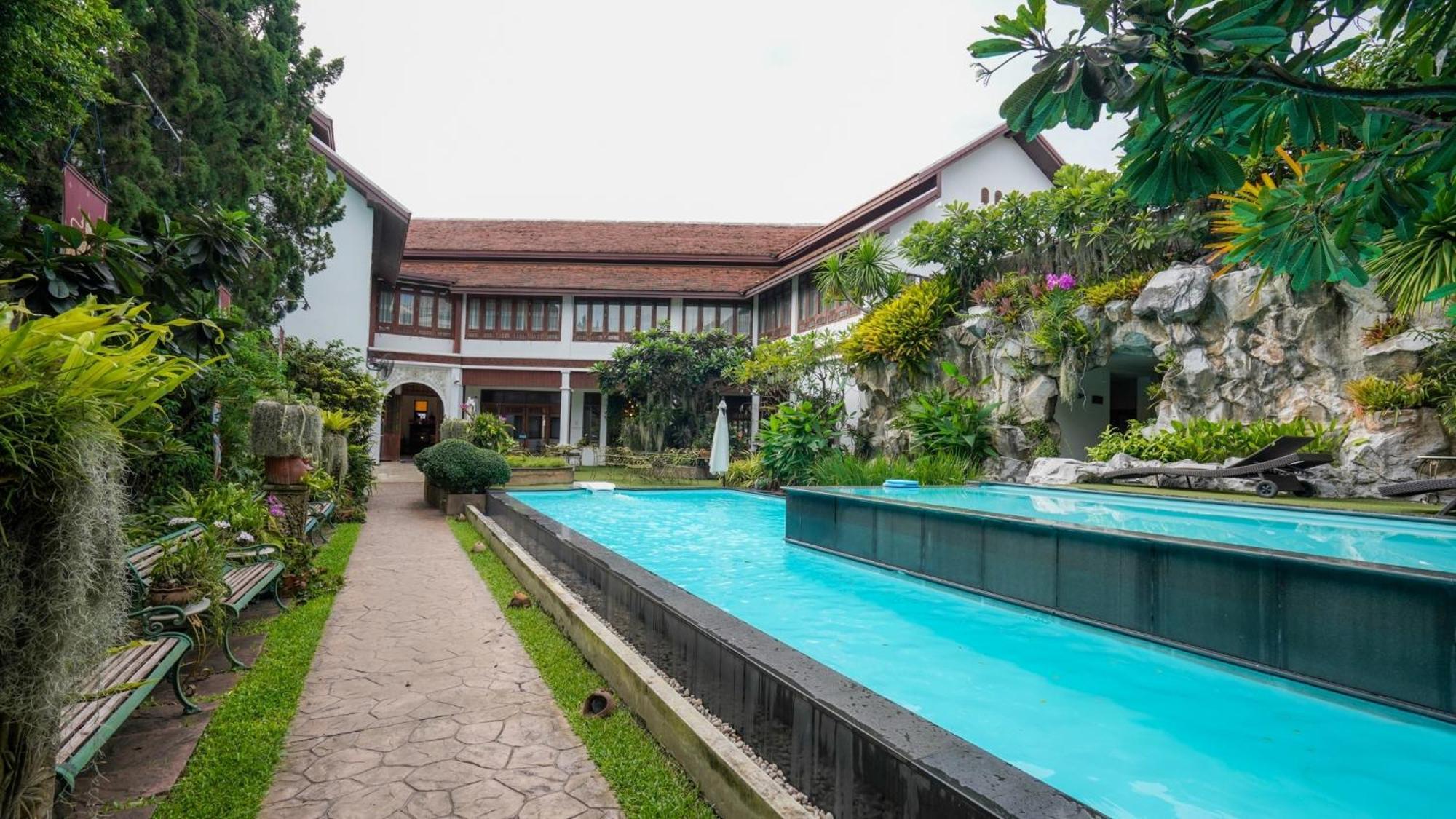 Kodchasri Thani Hotel Chiangmai - SHA Extra Plus Chiang Mai Esterno foto