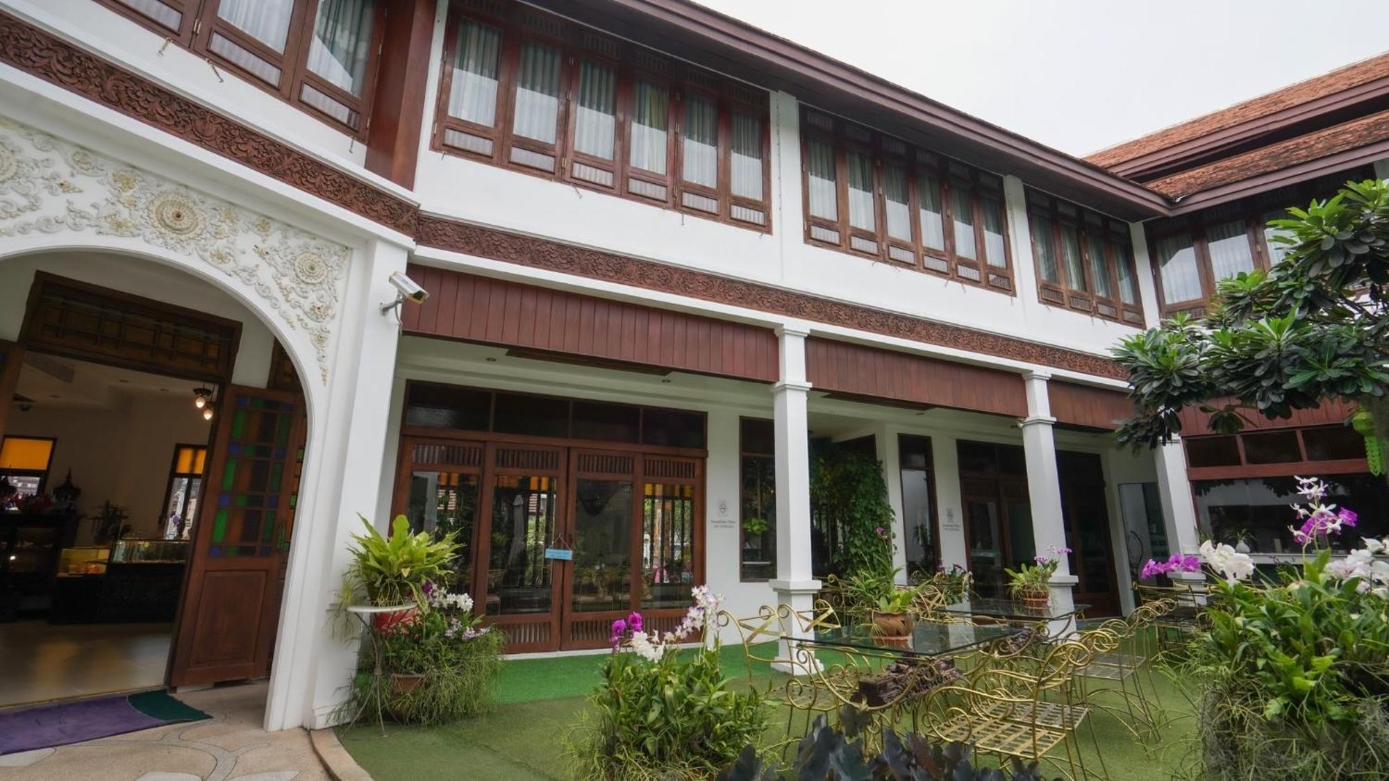 Kodchasri Thani Hotel Chiangmai - SHA Extra Plus Chiang Mai Esterno foto
